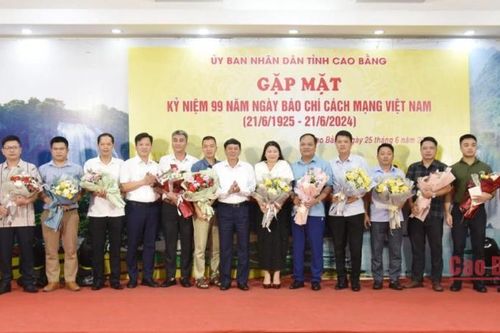 Gặp mặt đại diện các cơ quan báo chí Trung ương, địa phương