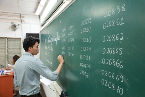 Điểm chuẩn vào lớp 6 các trường THCS có tỷ lệ 'chọi' cao nhất nhì Hà Nội
