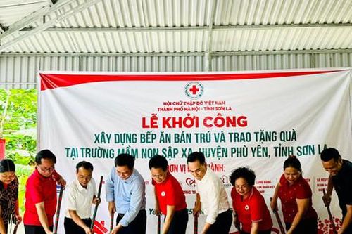Hỗ trợ xây dựng bếp ăn bán trú cho trường mầm non tại tỉnh Sơn La