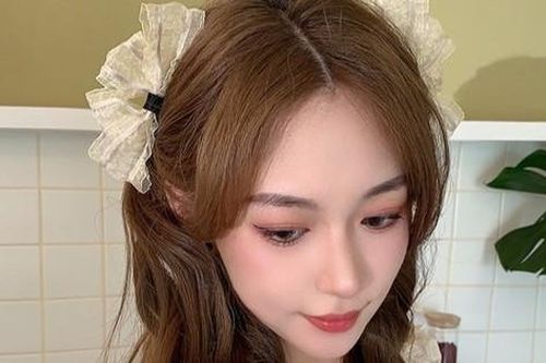 Bí quyết tạo kiểu tóc trông sang hơn, cực dễ làm, chỉ cần để ý các chi tiết nhỏ