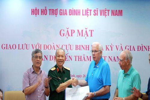 Cựu binh Hoa Kỳ hỗ trợ Việt Nam tìm kiếm hài cốt liệt sĩ