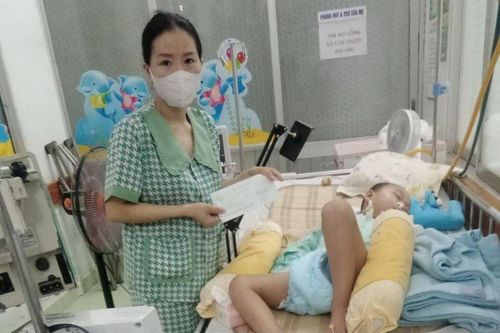 Đắk Nông: giúp đỡ cho cô giáo có hoàn cảnh khó khăn