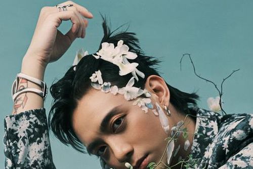 Dân mạng bất ngờ khi SOOBIN tung album đầu tay, 'bật mood' cực suy bên nữ rapper gen Z này