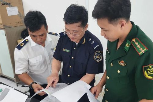 Tạo thông thoáng thủ tục tại Cửa khẩu cảng TPHCM