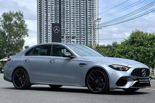 Phiên bản Mercedes-Benz C-Class đắt nhất đã 'cập bến' Việt Nam