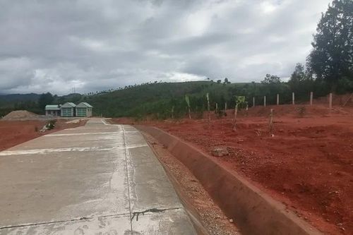 Người dân ở Kon Tum khốn khổ vì sống cạnh bãi rác quá tải
