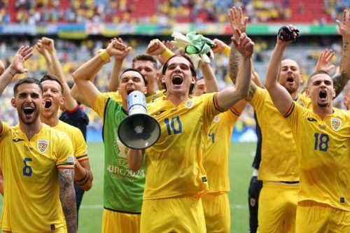Romania và Slovakia cố tình thủ hòa để dắt tay nhau đi tiếp?