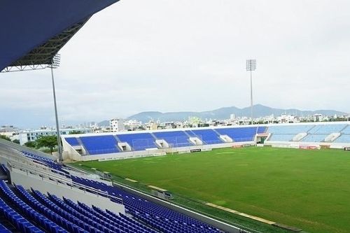 Giành vé lên hạng V-League, Đà Nẵng chi đậm nâng cấp sân Hòa Xuân
