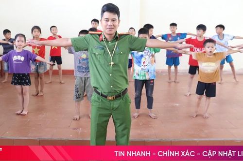 Dạy bơi miễn phí ở địa phương nhiều ao hồ nhất huyện Hương Sơn