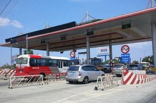 Giảm giá vé cho người dân xung quanh trạm thu phí BOT trên Quốc lộ 19