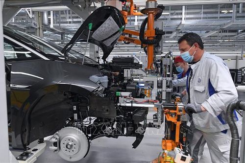 Volkswagen đầu tư lớn vào công ty xe điện Mỹ