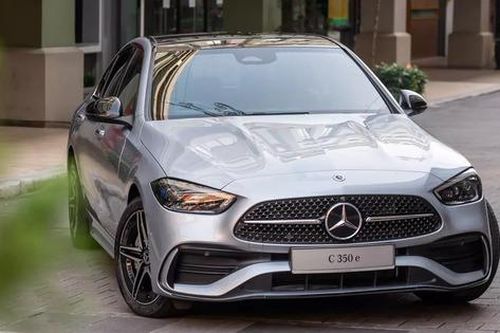 Thị trường ô tô thêm hàng loạt mẫu xe xanh mới