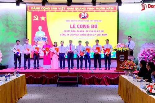 Thành lập Chi bộ Đảng Công ty Cổ phần Chăn nuôi CP Việt Nam