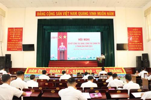 Lữ đoàn 101 sơ kết công tác đảng, công tác chính trị 6 tháng đầu năm