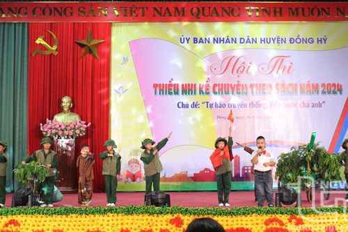 Sôi nổi Hội thi thiếu nhi kể chuyện theo sách