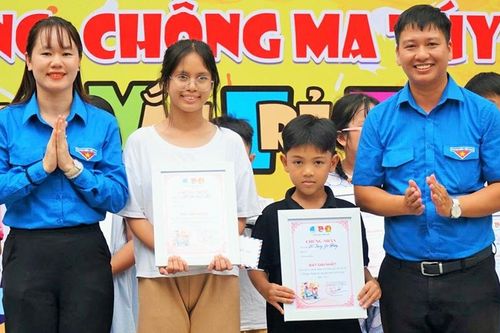 Phòng, chống ma túy qua ánh mắt trẻ thơ