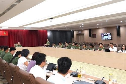 Nâng cao công tác quản lý, sử dụng phần mềm cấp thị thực cho người nước ngoài