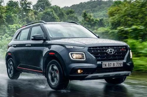 Hyundai giảm giá mẫu Venue thấp nhất phân khúc