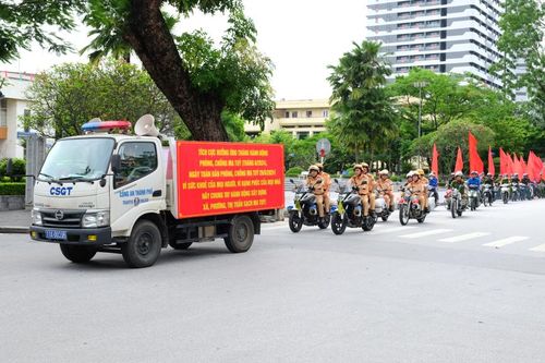 Mít tinh hưởng ứng Ngày toàn dân phòng, chống ma túy trên địa bàn tỉnh