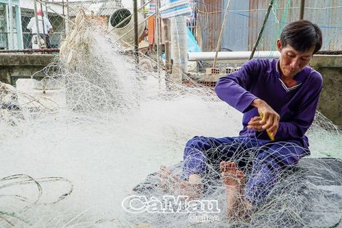 Chuyển đổi nghề tạo sinh kế, khai thác bền vững