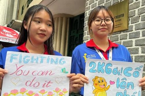 'Đất Nước' quay trở lại đề thi Ngữ văn, giáo viên dự đoán sẽ có nhiều điểm 7-8
