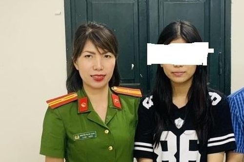Bàng hoàng nửa khuya, nữ sinh lao mình xuống hồ Quỳnh định tự vẫn