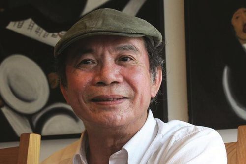 'Ơi con sông dạt dào như lòng mẹ…'