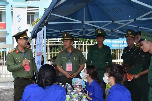 Công an Quảng Nam nỗ lực cho kỳ thi tốt nghiệp THPT thành công tốt đẹp