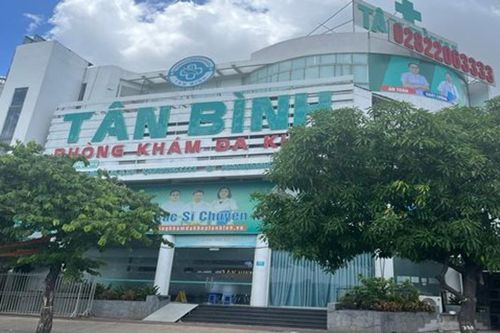 Trăm kiểu phòng khám 'chui'