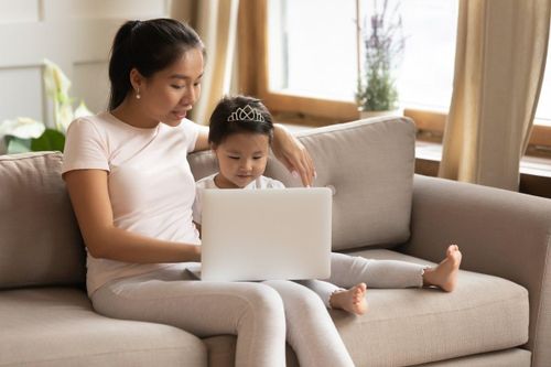 Để con hạnh phúc trong tình yêu của mẹ
