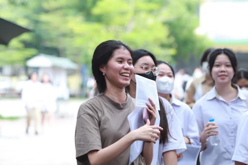 Ban Chỉ đạo thi quốc gia lên tiếng việc 'đề văn trùng suy đoán trên mạng'