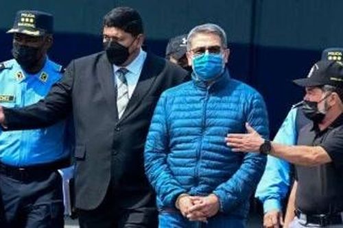 Cựu Tổng thống Honduras bị kết án 45 năm tù vì buôn lậu ma túy