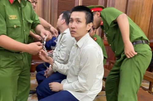 Tòa trả hồ sơ vụ cựu trung úy công an dùng nhục hình