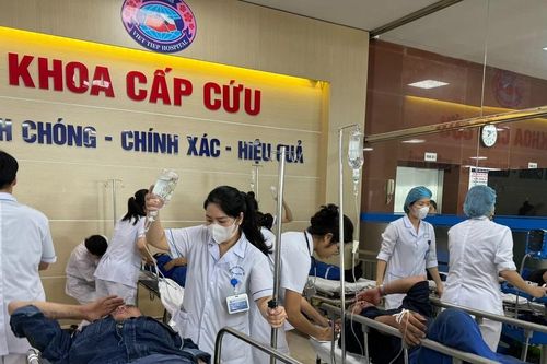 Hải Phòng thông tin về hàng trăm công nhân nhập viện sau bữa ăn trưa