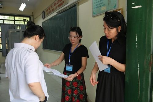 Bộ GD&ĐT lên tiếng về nghi vấn 'lộ đề' thi môn Ngữ văn