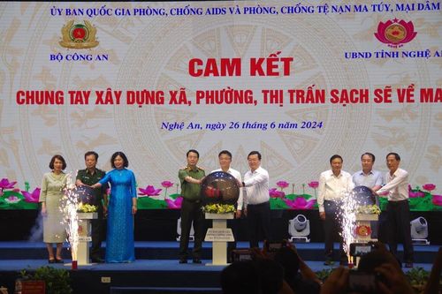 Mít tinh hưởng ứng Tháng hành động phòng, chống ma túy