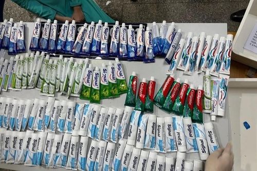 Tin mới nhất vụ 4 nữ tiếp viên xách ma túy về Tân Sơn Nhất: Khởi tố 318 vụ án, 961 bị can