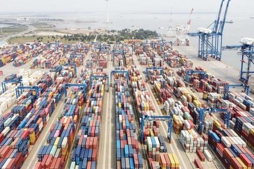 Bắt khẩn cấp hai cán bộ Cảng vụ Hàng hải Hải Phòng