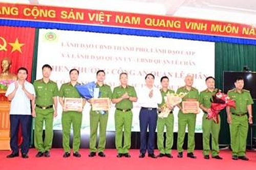 Hai mẹ con giấu số lượng lớn ma túy trong phòng trọ