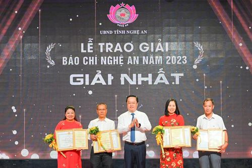 Vinh danh 34 tác phẩm đoạt Giải Báo chí Nghệ An năm 2023
