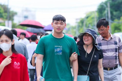 Đề thi Ngữ văn dài, nhiều thí sinh 'tiếc nuối'