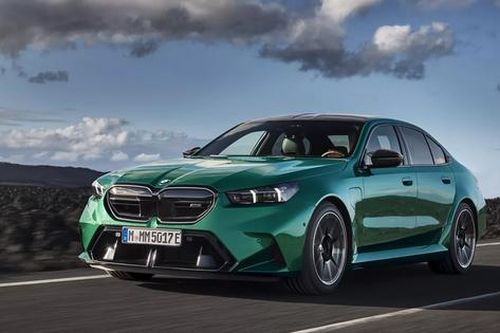 Cận cảnh BMW M5 2025 mới ra mắt