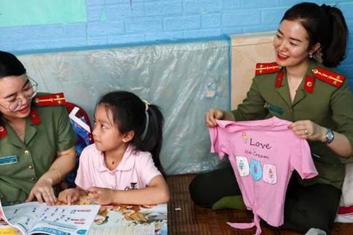 Vĩnh Phúc: Lan tỏa sâu rộng chương trình 'Mẹ đỡ đầu - Gắn kết yêu thương' tới hội viên, cán bộ chiến sĩ
