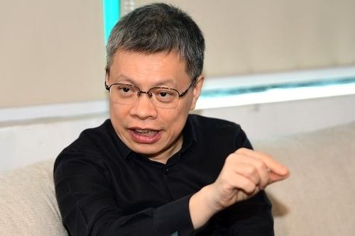 Khủng hoảng truyền thông không bắt đầu từ truyền thông