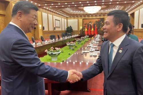 Bộ trưởng Nguyễn Hồng Diên tháp tùng Thủ tướng hội kiến lãnh đạo cấp cao Trung Quốc