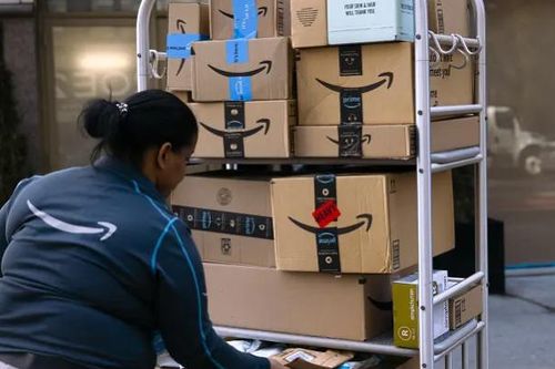 Amazon có kế hoạch ra mắt cửa hàng giảm giá nhằm chống lại Temu và Shein
