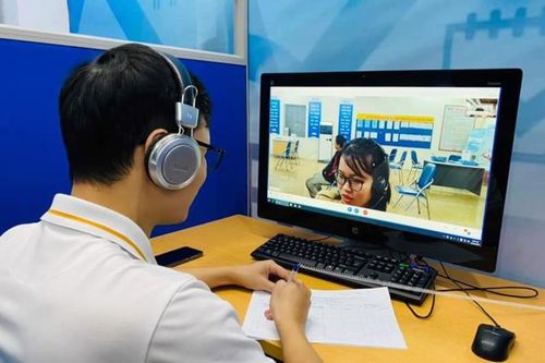 Một trong những điểm yếu của lao động Việt Nam là thiếu kỹ năng, bằng cấp