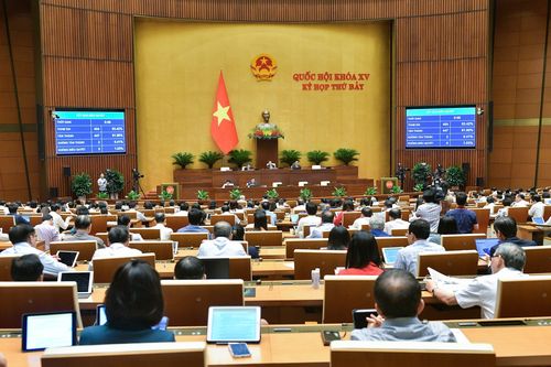 Quốc hội thông qua Luật Đường bộ, có quy định mới về trạm dừng nghỉ đường cao tốc