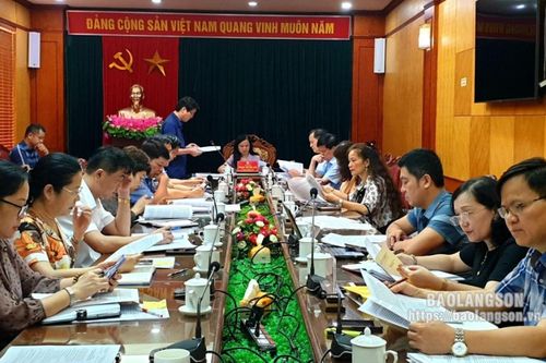 Ban Văn hóa – Xã hội HĐND tỉnh thẩm tra báo cáo trình kỳ họp thường lệ giữa năm