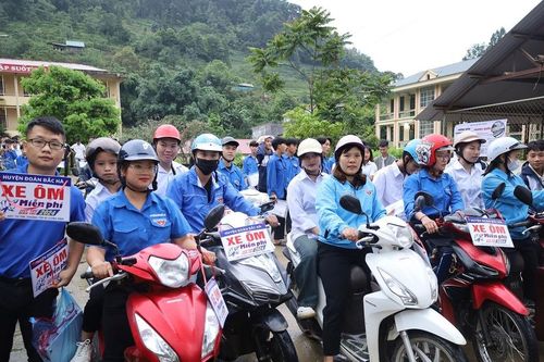 Cùng sỹ tử đến điểm thi an toàn